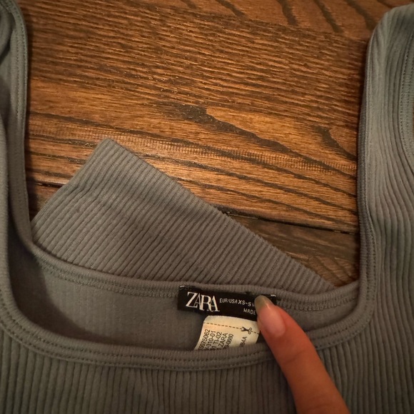 Zara Tank Top - Picture 3 of 3